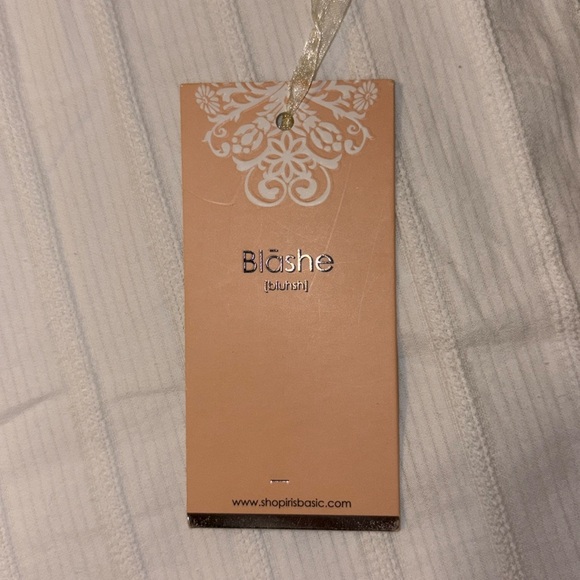 Blush White Two Piece Set - Picture 3 of 4